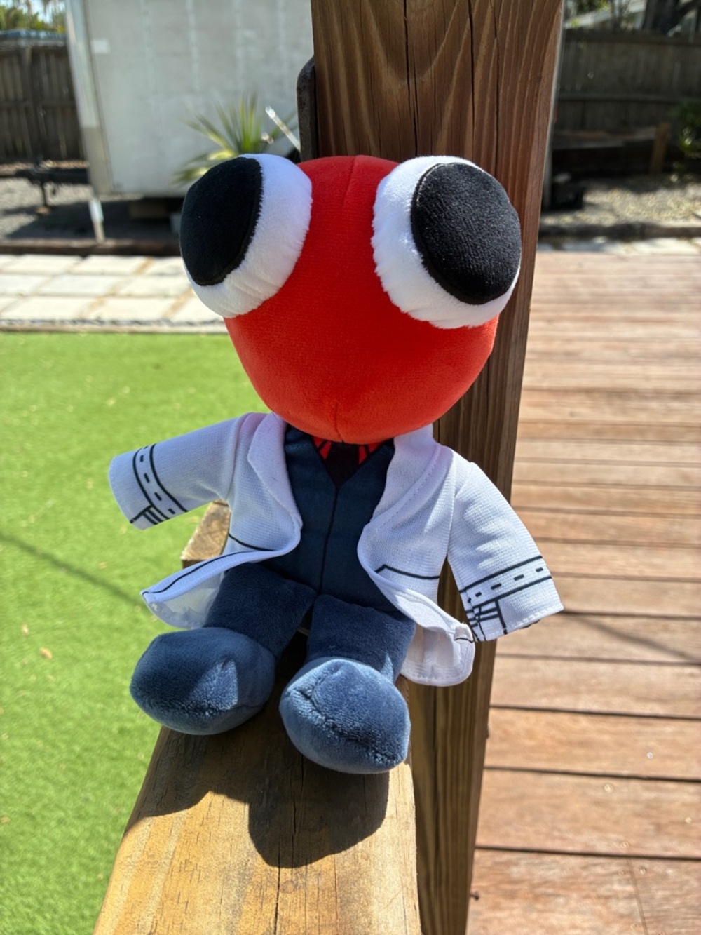 2 Rainbow Friends Stuffed Toys